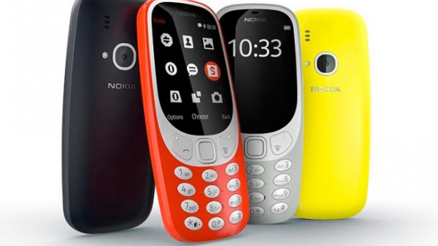 Por fin ha llegado el ‘indestructible’ Nokia 3310 y así luce… Y por si te lo preguntas si podrás jugar “Snake”